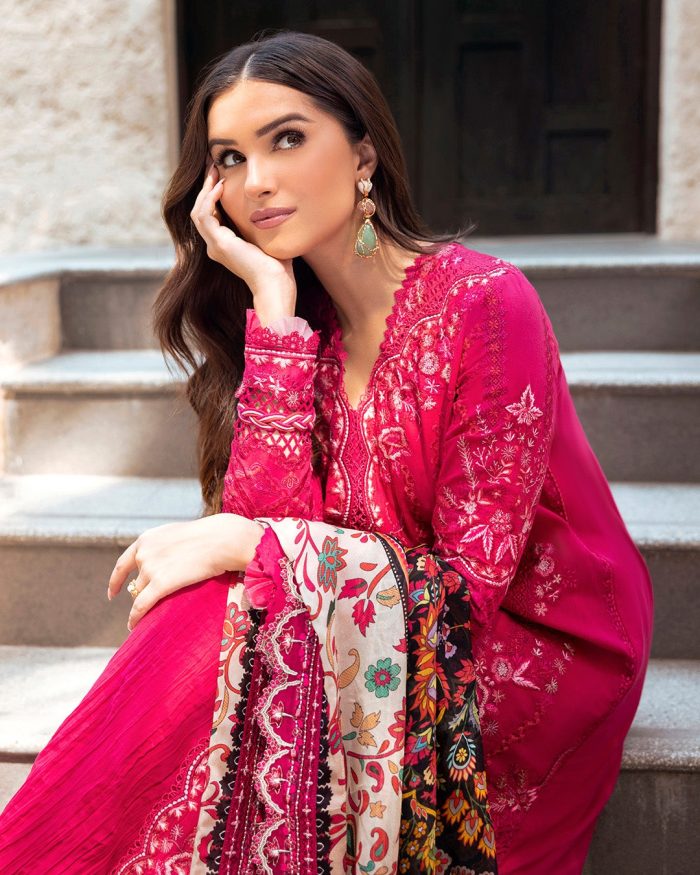 Faiza Saqlain-Varda—PL-496 - Image 3